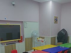 -昂立少儿成长中心(普陀星方汇校区)