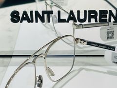 -YI OPTICAL 奕镜·蔡司战略合作店(长宁来福士店)