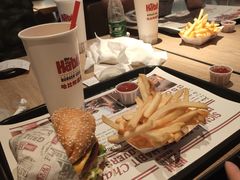 -The Habit Burger Grill 哈比特汉堡(复兴soho店)