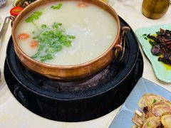 -三锅莊·牦牛肉火锅·香格里拉特色藏餐宴请餐厅(菱角塘路店)