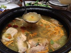 长白参土鸡汤-王府井酒店(金桥港湾店)
