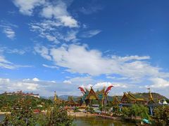 -七彩云南欢乐世界