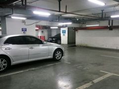 -中山公园-龙之梦停车场