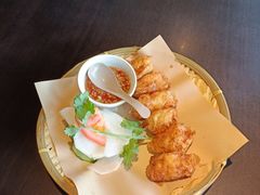 -大头虾越式风味餐厅(光明广场店)