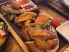 巴伐利亚香料烤鸡-甲丁坊·德餐·酒吧(五棵松华熙店)