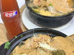 -曹宝林砂锅麻辣烫(星光路店)