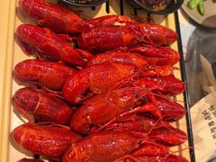 -肥肥虾庄·金牌油焖大虾(汉口城市广场店)