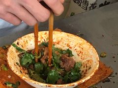 -曾笼笼牛肉饼