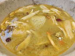 -七采菌园·野生菌石锅鱼(环城北路店)