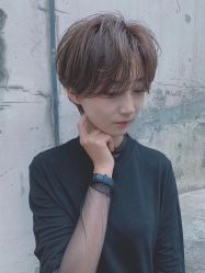 -东秀护肤造型