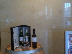 -龙虾酒吧扒房(宁波香格里拉店)