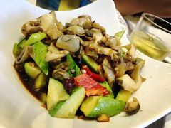 -赶海部落海鲜城(海阳路店)