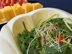 -伊带伊路新疆美食府(呼家楼店)