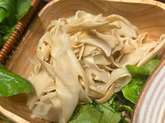 -野山舂·贵州现舂酸汤牛肉(东山店)