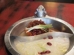 -袁老四重庆老火锅(桐梓坡店)