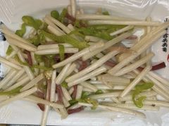 -蔼若春.传承三十年云南菜(金碧公园店)