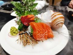 三文鱼刺身-山上下日本料理(万象城店)