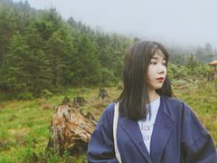 -硗碛藏寨·神木垒景区