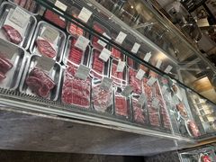 -羽深肉铺 Steak & Wine