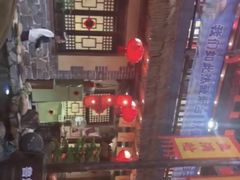 -鱼满舱·鲜活海鲜·正宗鲁菜