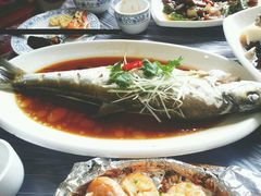 -侬佳蒸菜馆(听潮店)