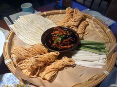 -魏铭鱼头捞饭(晋阳路店)