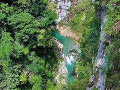 -蝶舞清江·恩施地心谷景区