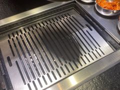 -臻牛烤肉