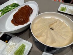 -凤凰园烤鸭店·唐山菜·传承花椒肉(老唐丰路店)