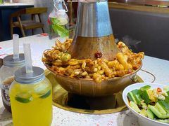 -老佛爷铜炉蛙锅(挂绿店)