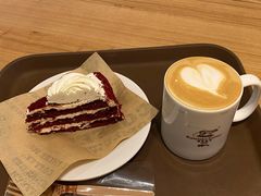 红丝绒-猫屎咖啡(日月光中心广场店)