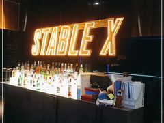 -稳电竞酒店(桥北泰冯路地铁站店)