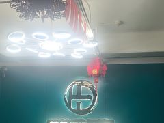 -荒岛实景沉浸密室(江汉路1店)