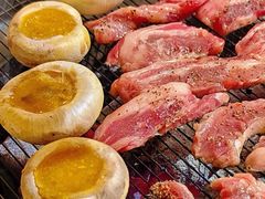 -围炉肉舍•炭烤活鳗•丹东海鲜烤肉(步行街店)