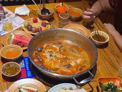 -快活林酸汤鱼鲜品火锅店(甲秀楼店)
