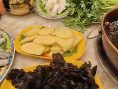 -清真·马家火锅美食城(镇江北路店)