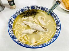 招牌黄鱼面-明呈黄鱼面馆(斜土路店)