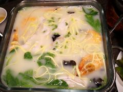 -青叶202都市餐厅(迪诺水镇店)