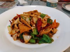 -汗腾格里·风味餐厅(新疆驻京办店)