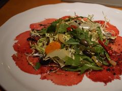 腌制生牛肉片配帕尔马芝士-牛排家(北京王府井澳门中心店)