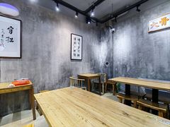 -螺小胖柳州螺蛳粉(钟楼总店)