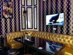 -皇马纯KTV·量贩·聚会(民治店)