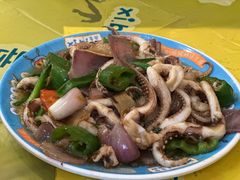 姜葱炒鱿鱼须-桥东喜碧海鲜街(水东街店)