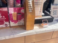 -霸王茶姬(五一路店)