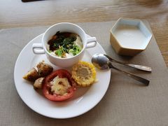 -上海佘山世茂艾美酒店