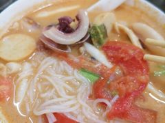 -家利美食店