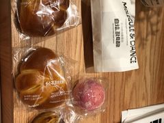 -分子跳动鲜活面包(五一大道店)