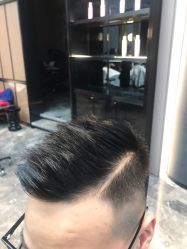 -侨治发型