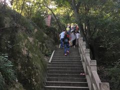 -灵岩山风景区