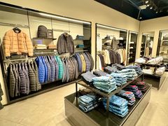 -百年港湾奥特莱斯(香炉礁店)
